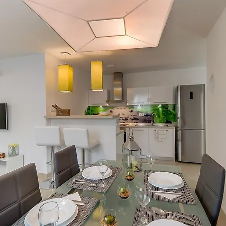 Apartamento Ema *